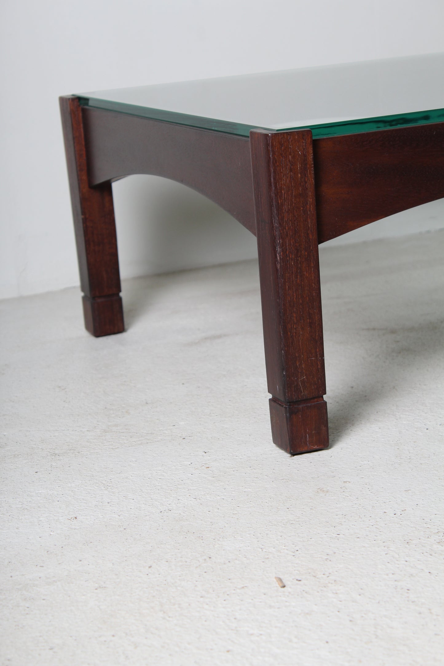 Vintage set fauteuil + bijzettafel uit 1975