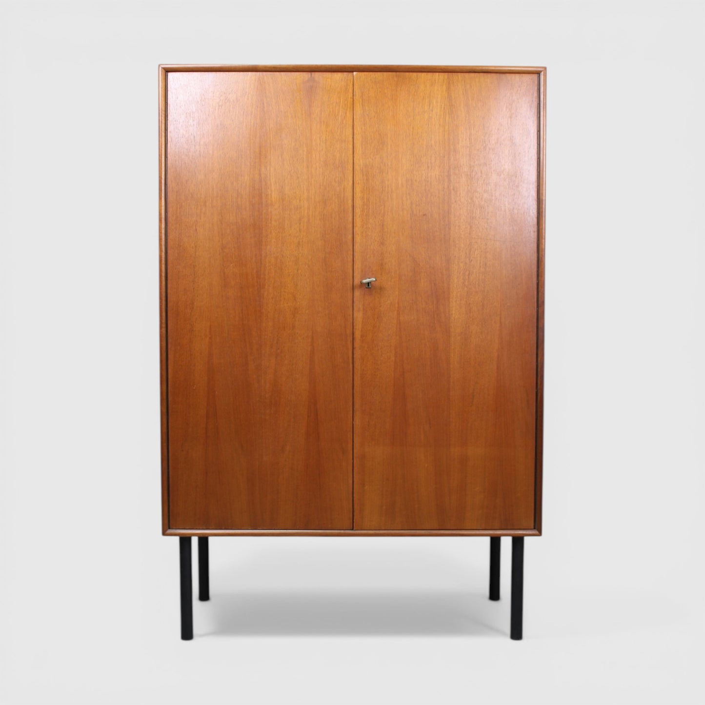 Mid century kledingkast, linnenkast, hoge kast