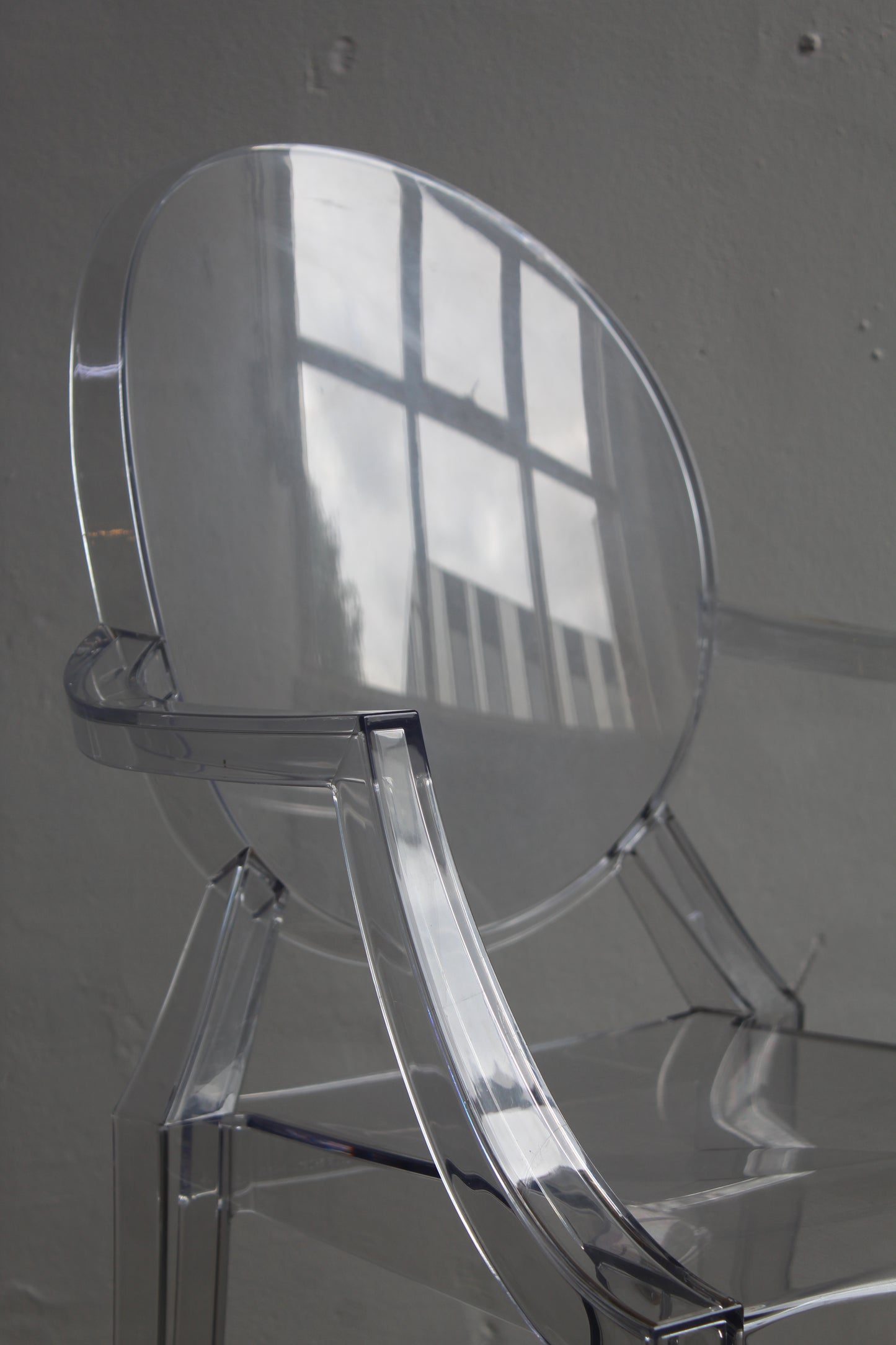 Louis Ghost stoel Philippe Starck voor Kartell