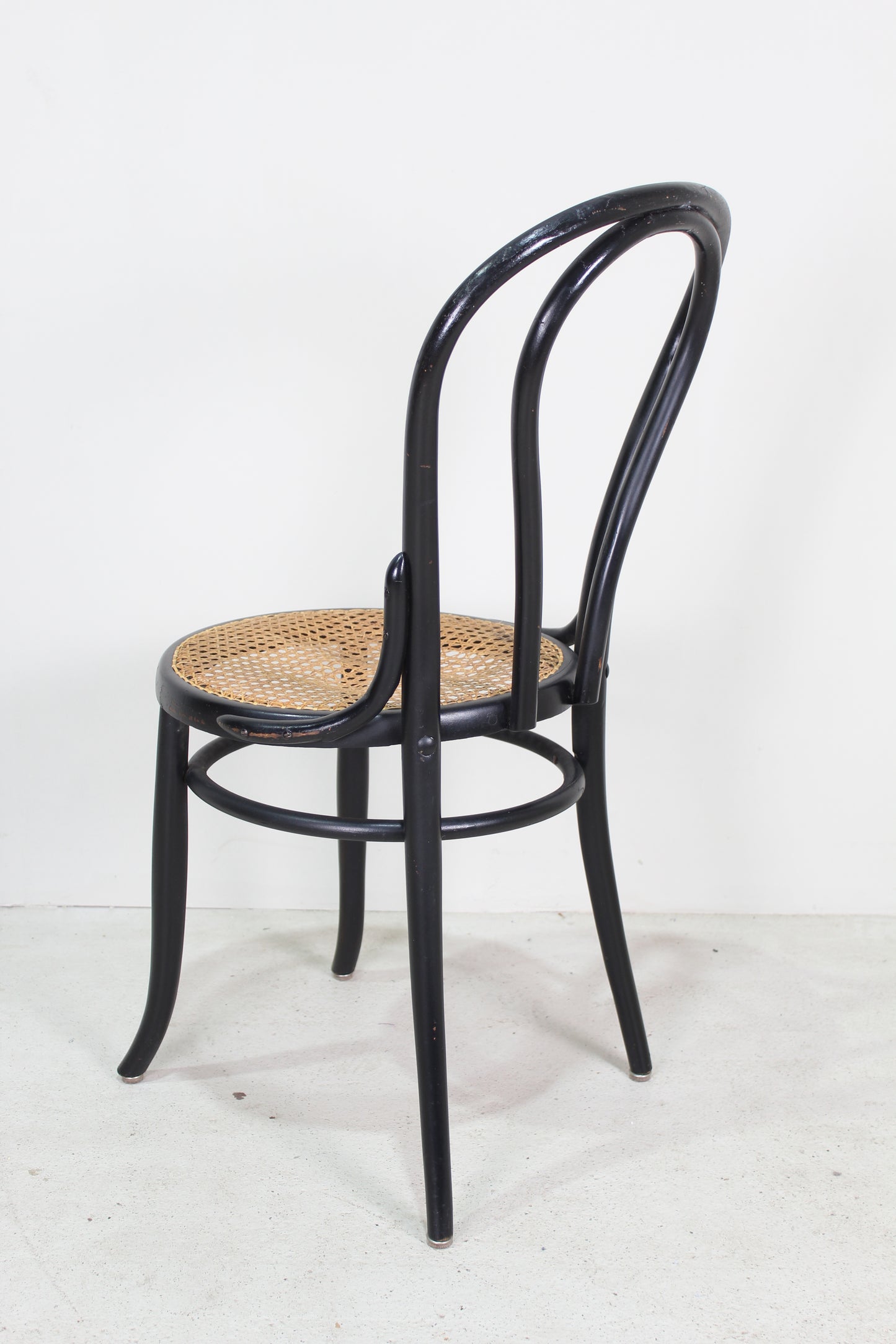 Antieke Thonet bistrostoel No.14 jaren '20/'30 zwart