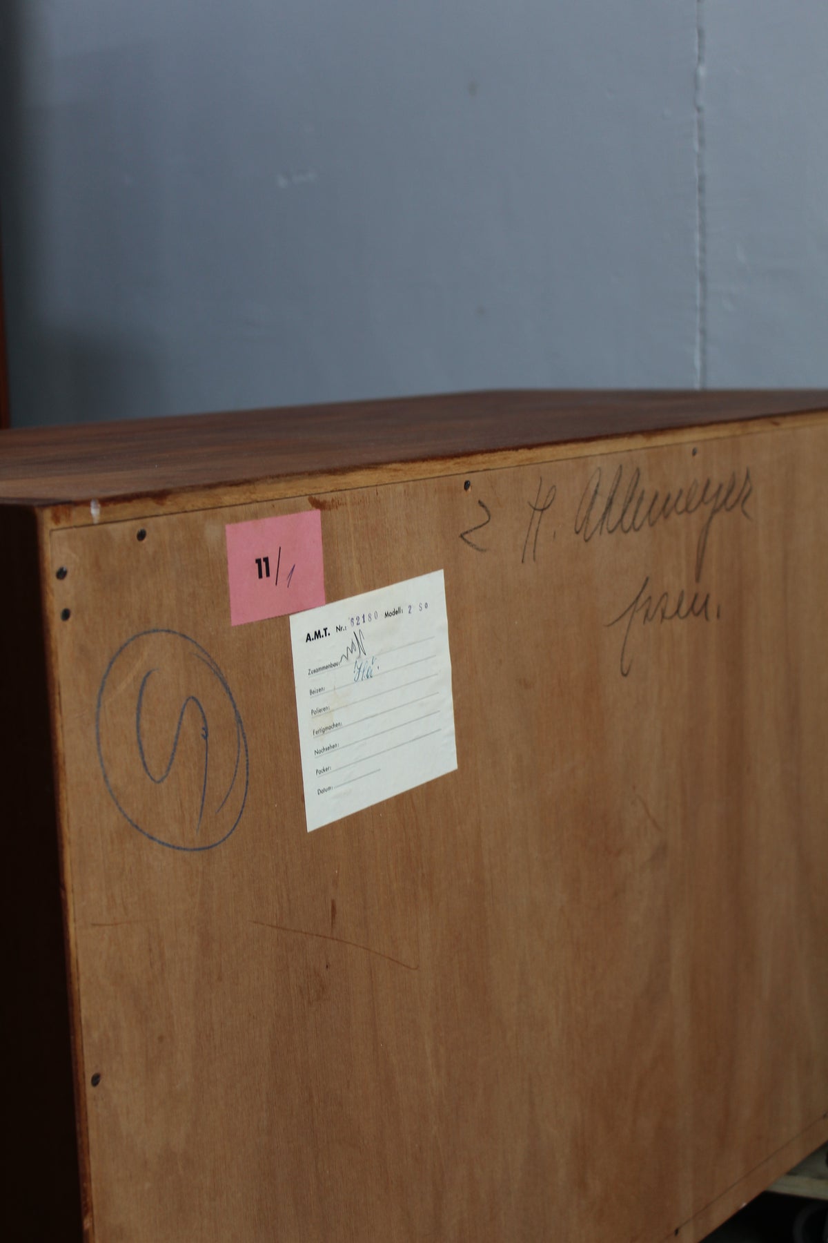 2x Vintage dressoir, kastje jaren '60
