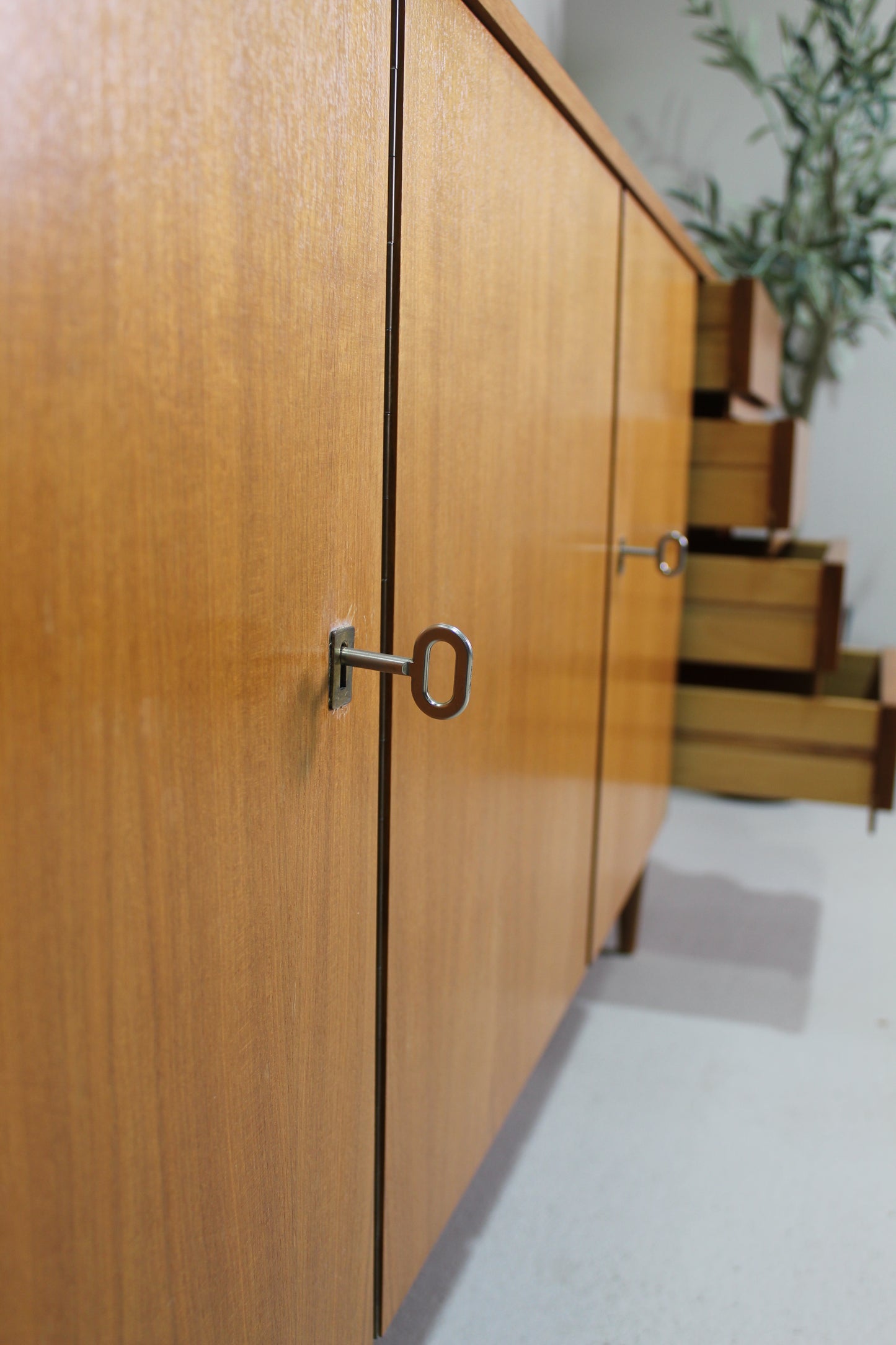 Vintage dressoir, sideboard jaren '60