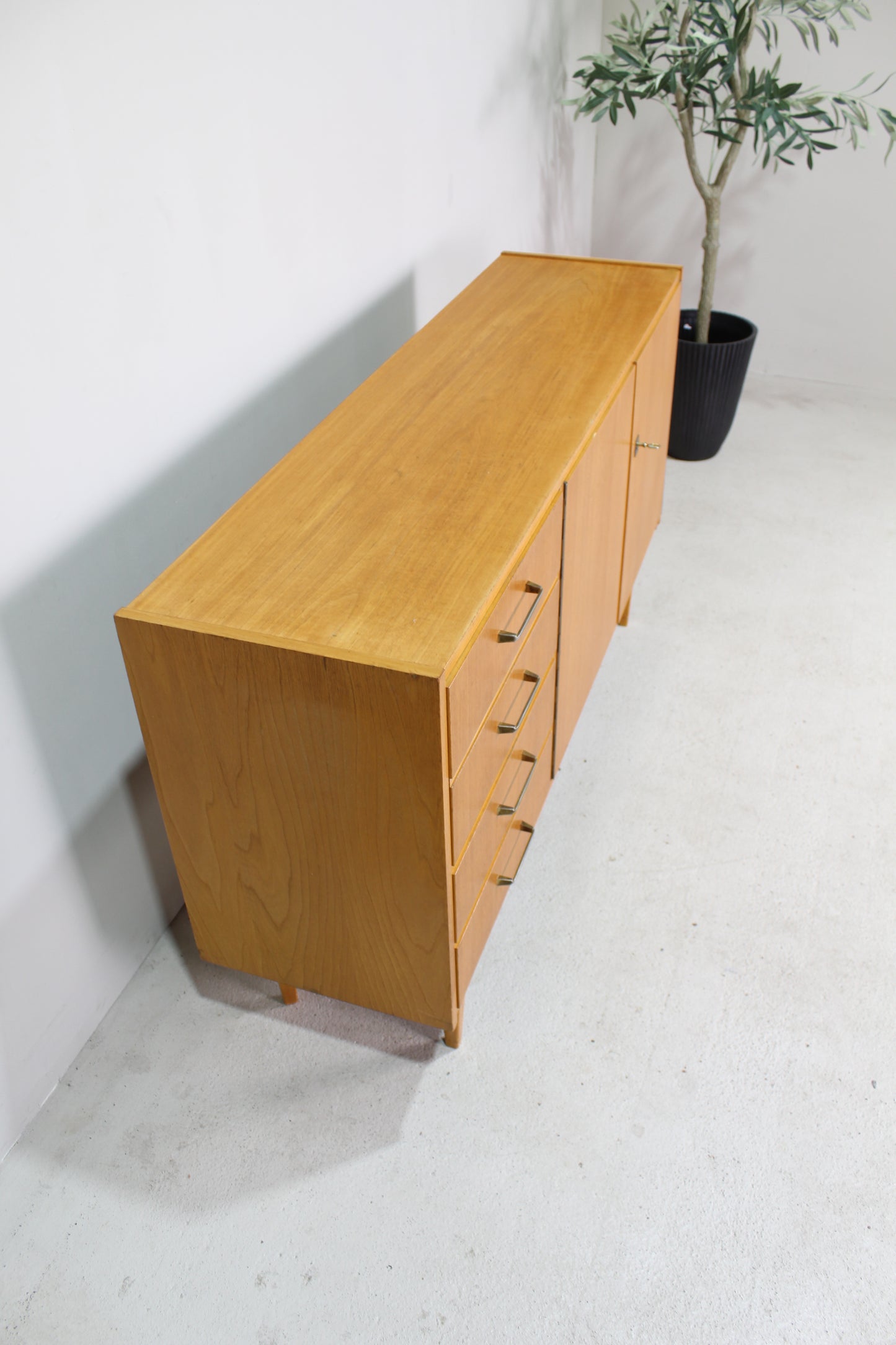 Vintage dressoir, sideboard jaren '60
