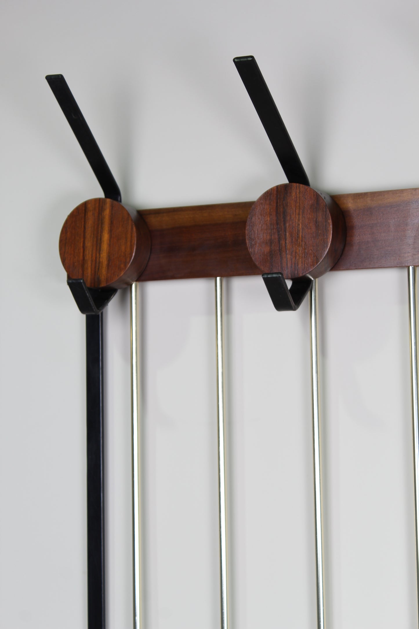 Garderobe aus der Mitte des Jahrhunderts, Kleiderständer