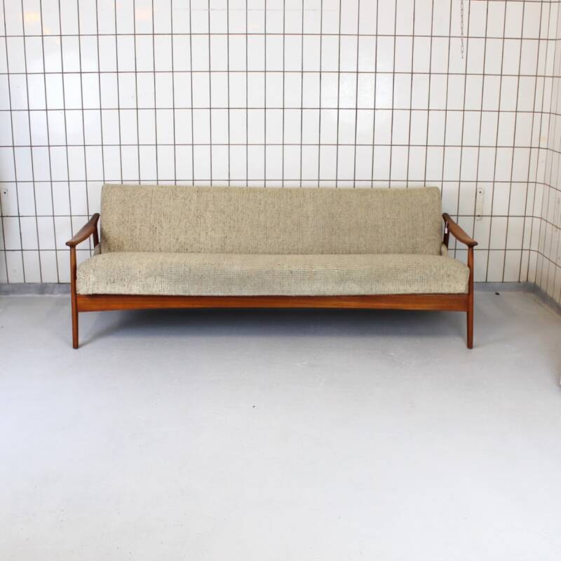 Vintage Bank, Deens design