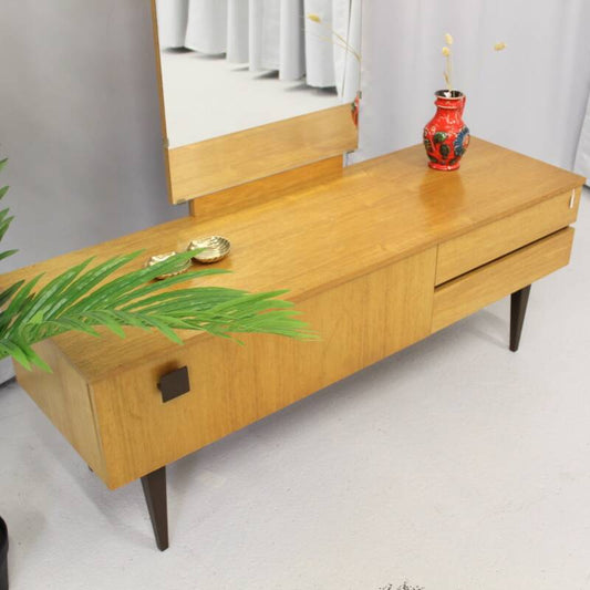 Vintage Kommode/Frisiertisch/TV-Schrank