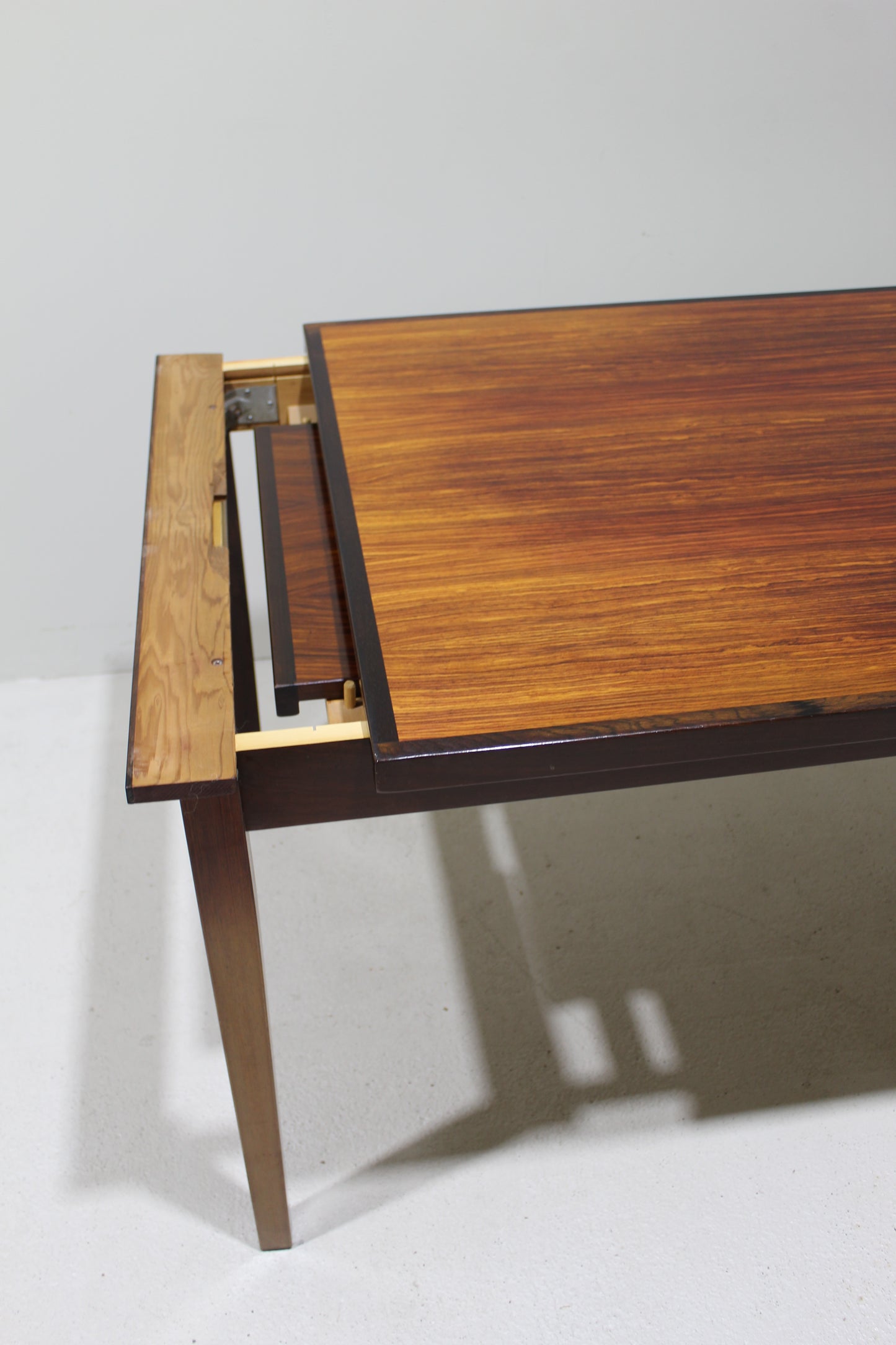 Vintage uitschuifbare eettafel - palissanderhout jaren '60