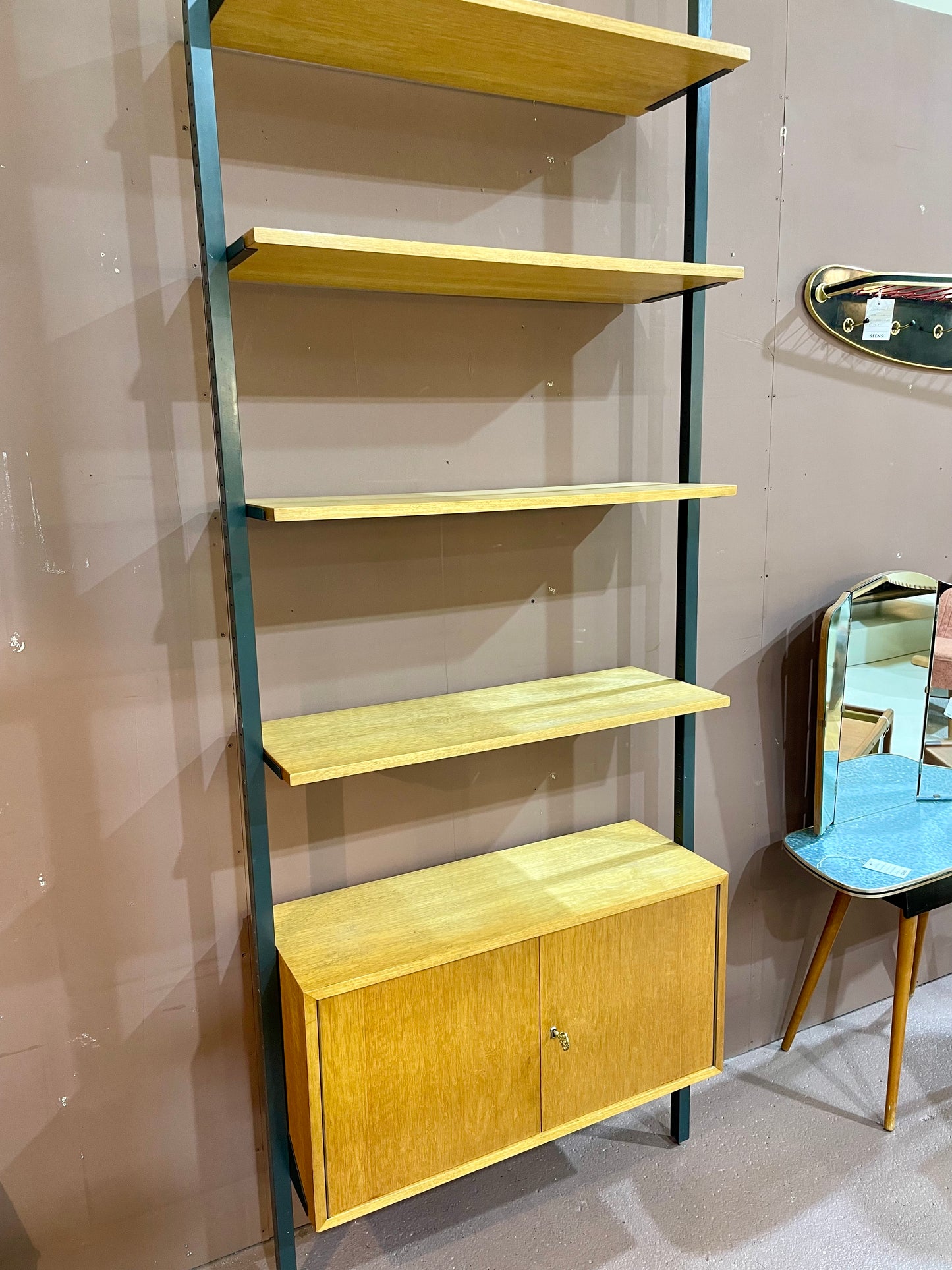 Vintage wandsysteem jaren '60