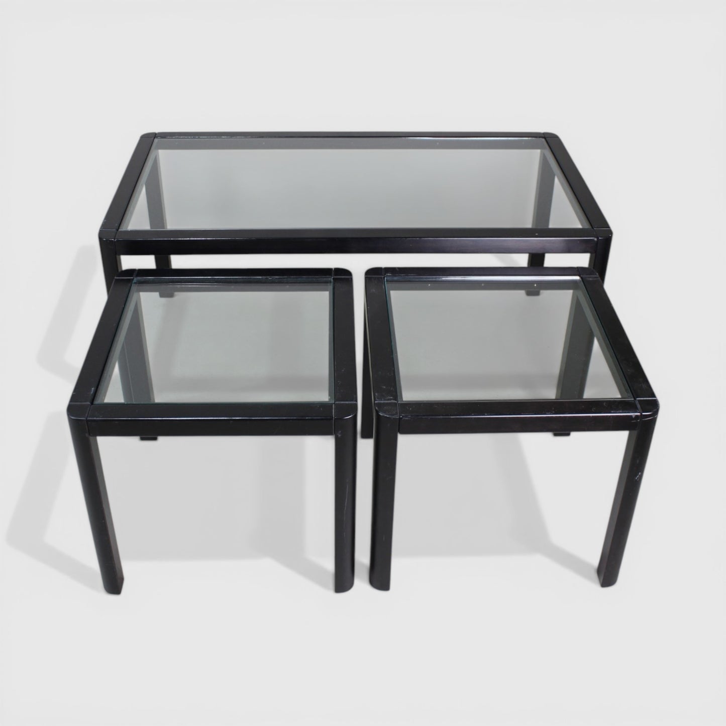 Vintage salontafel set, zwarte nesting tables